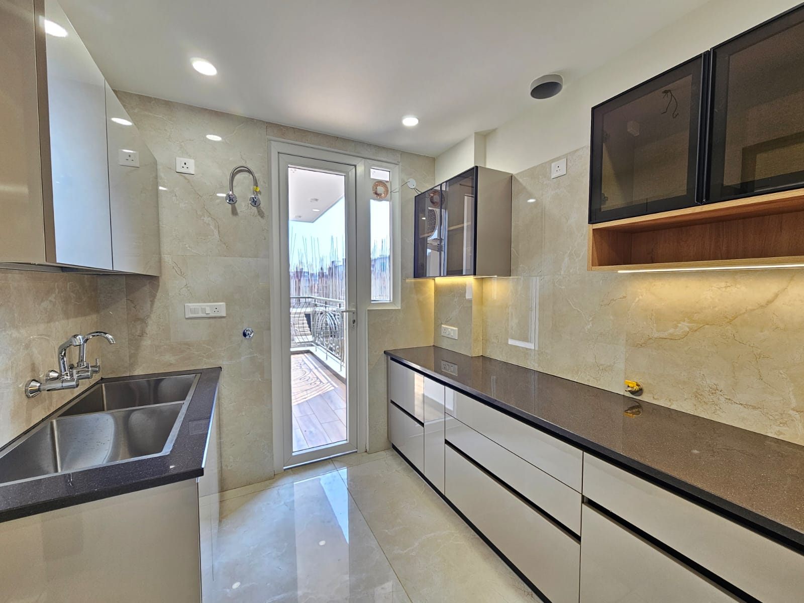 3 bhk flat at prime location, Imperial Apartment, Peer Muchalla, Zirakpur, photo 3 of 13